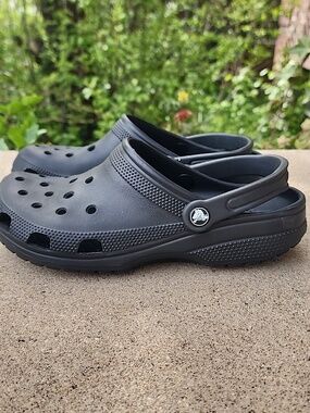 CROCS Classic Black Comfort Clogs